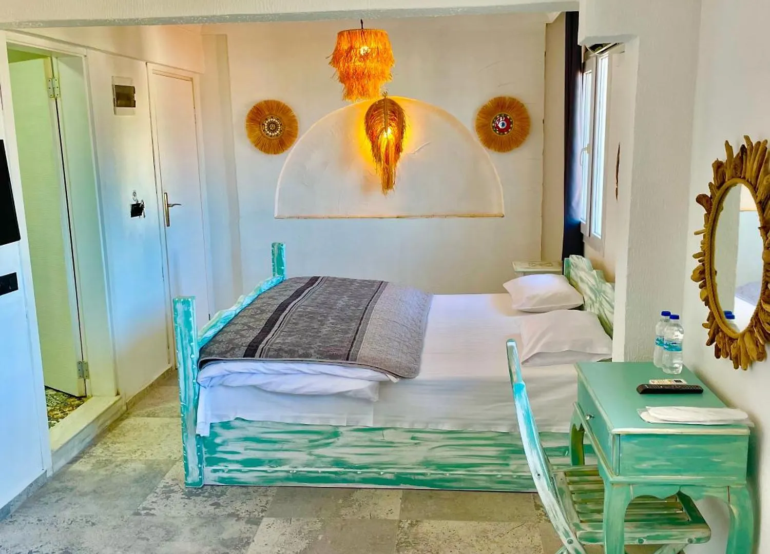 Hotel Barba Urla 2*,